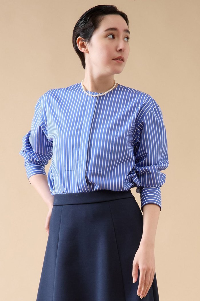 【マルティニーク/martinique】のESSENTIALタキシードシャツ インテリア・キッズ・メンズ・レディースファッション・服の通販 founy(ファニー) https://founy.com/ ファッション Fashion レディースファッション Fashion for Women トップス・カットソー Cut & Sew Tops シャツ・ブラウス・オフィスカジュアル Elegant Blouses & Button-Ups おすすめ Recommended / Our Picks ジャケット Jacket, Outerwear スタンダード Standard, Basic スリーブ Sleeve, Long Sleeve / Short Sleeve デニム Denim, Jeans Material モダン Modern, Contemporary ロング Long, Long-Length ヴィンテージ Vintage Style |ID: prp329100004047453 ipo3291000000032886060