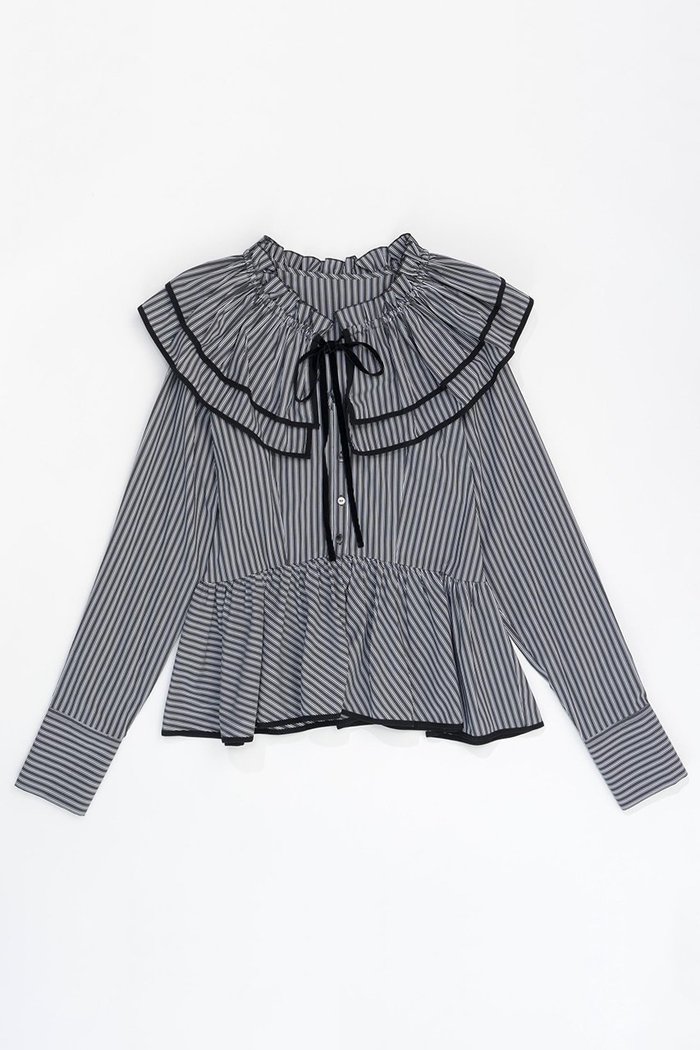 【メゾンスペシャル/MAISON SPECIAL】のEdge Trim Ruffle Shirt/エッジトリムフリルシャツ インテリア・キッズ・メンズ・レディースファッション・服の通販 founy(ファニー) https://founy.com/ ファッション Fashion レディースファッション WOMEN トップス・カットソー Tops/Tshirt シャツ/ブラウス Shirts/Blouses A/W・秋冬 Aw・Autumn/Winter・Fw・Fall-Winter おすすめ Recommend クラシック Classic ストライプ Stripe スリーブ Sleeve ベロア Velor ロング Long エレガント 上品 Elegant 秋 Autumn/Fall |ID: prp329100004050724 ipo3291000000027192313