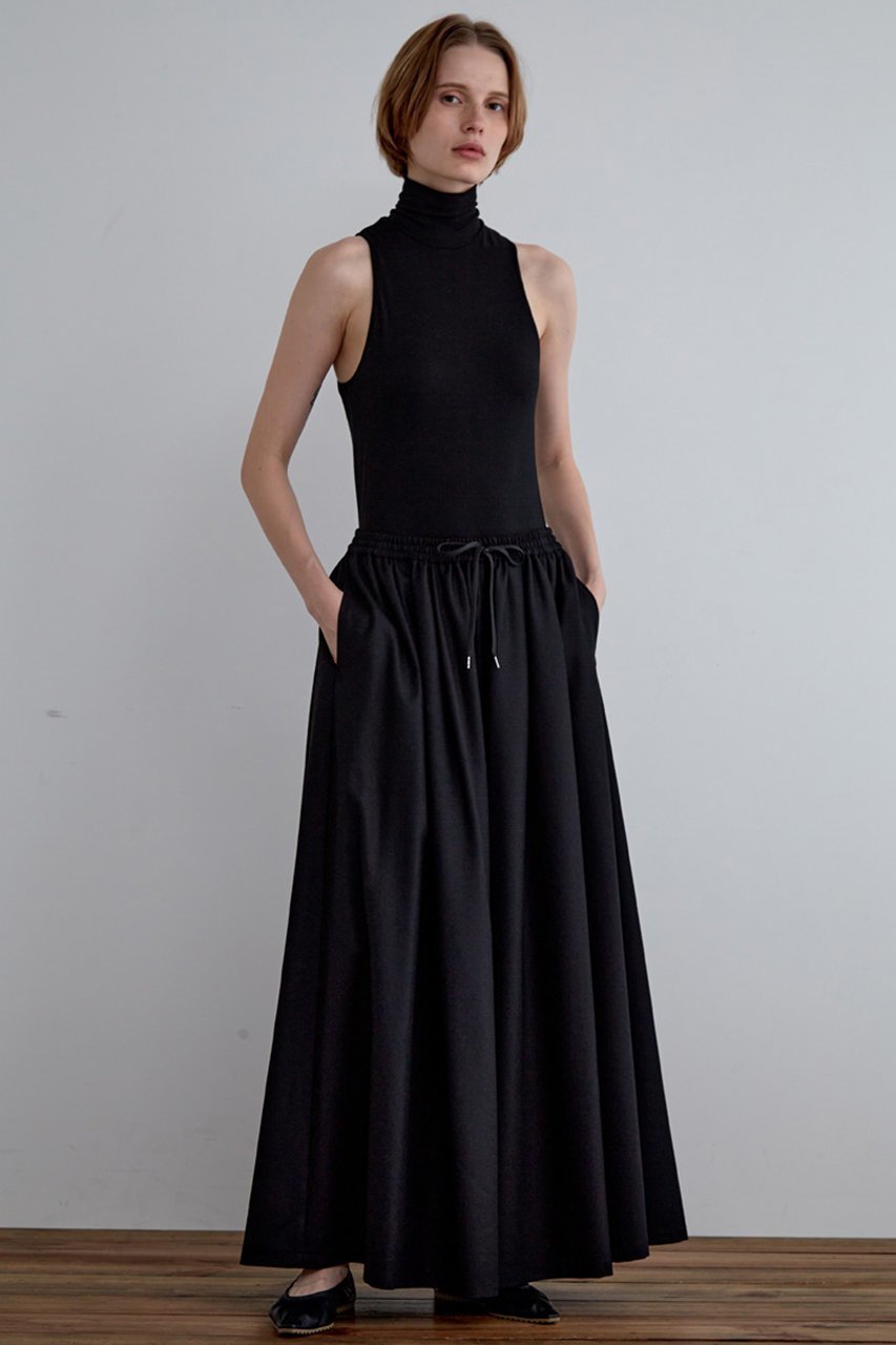 【ル フィル/LE PHIL】のカップインハイネックトップ 人気、トレンドファッション・服の通販 founy(ファニー) 　ファッション　Fashion　レディースファッション　Fashion for Women　トップス・カットソー　Cut & Sew Tops　キャミソール&ノースリーブ　Camisoles & Sleeveless Tops　シャツ・ブラウス・オフィスカジュアル　Elegant Blouses & Button-Ups　ロングTシャツ・Tシャツ　Longline T-Shirts & Tees　カットソー・ベーシックTシャツ　Cut-and-Sewn Tops / Stretch Tees & Basics　アメリカン　American Style　キャミソール　Camisole, Spaghetti Strap Top　ジャケット　Jacket, Outerwear　ストレッチ　Stretch, Stretchy Fabric　スリーブ　Sleeve, Long Sleeve / Short Sleeve　タンク　Tank Top, Sleeveless Top　ハイネック　High Neck, Mock Neck　ベーシック　Basic, Essential　エレガント 上品　Elegant　other-6|ID: prp329100004051947 ipo3291000000036128384