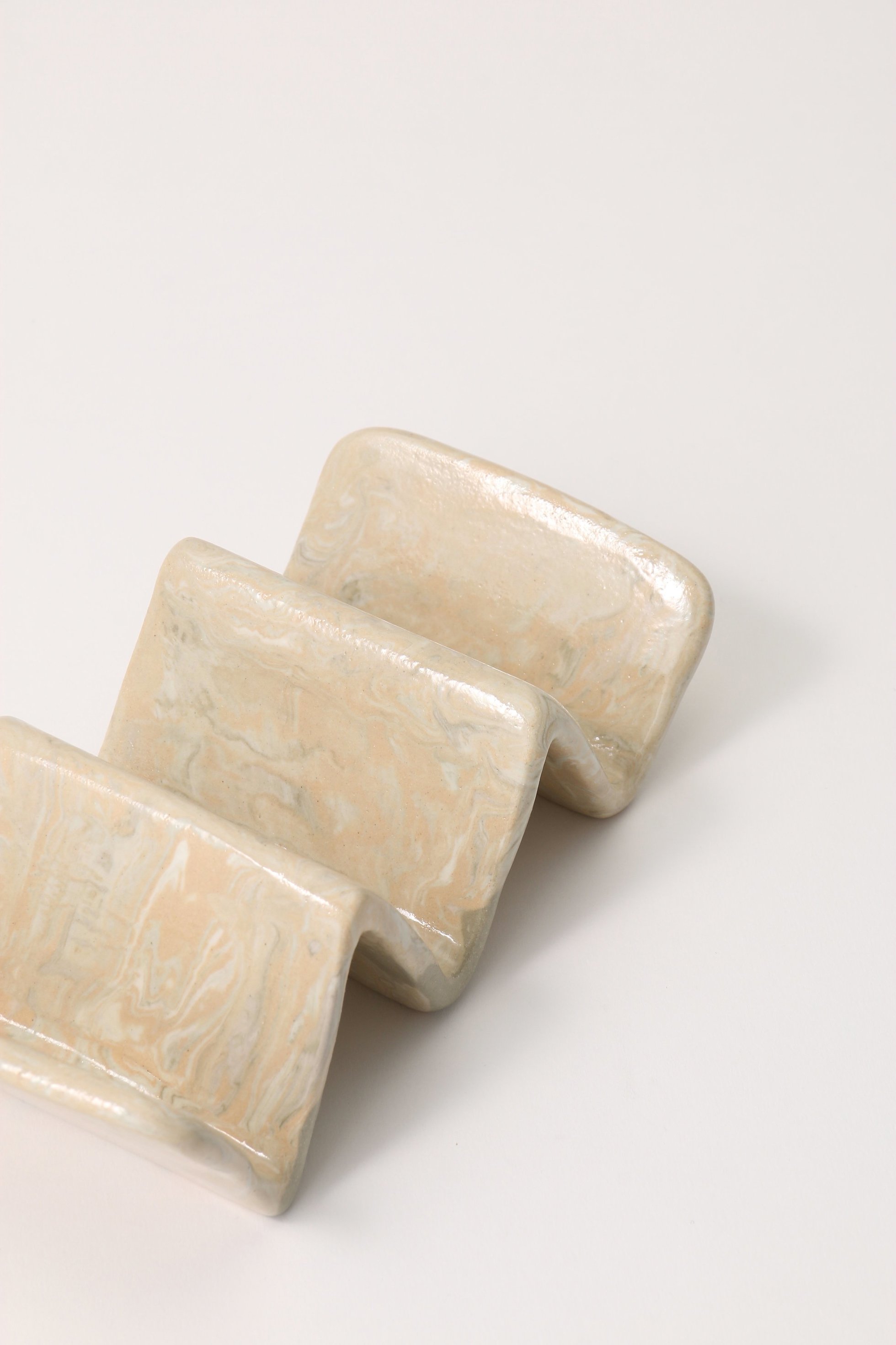 【ニュークラシック トルティーヤクラブ ベッチュウ タカノミヤ/New ClassIc Tortilla Club Takanooomiya / GOODS】のタコホルダー 人気、トレンドファッション・服の通販 founy(ファニー) テーブル Table, Dining Table 人気 Popular, Best Seller 別注 Limited Edition, Custom Order マーブル Marble, Marble Pattern ホーム・キャンプ・アウトドア・お取り寄せ Home Living / Home & Lifestyle / Camping Gear / Outdoor Camping キッチン・ダイニング Kitchen & Dining Essentials. Stylish & Functional Tableware キッチン家電・キッチン用品 Kitchen Appliances & Tools other-2|ID: prp329100004052707 ipo3291000000035396101