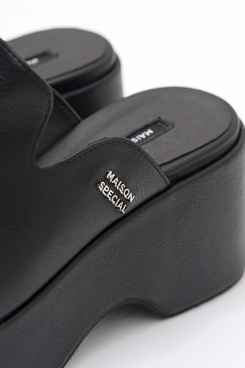 【メゾンスペシャル/MAISON SPECIAL】のMulti Fabric Sabot Sandals/マルチファブリックサボ 人気、トレンドファッション・服の通販 founy(ファニー) ファッション Fashion レディースファッション Fashion for Women ヴィンテージ Vintage Style 厚底 Platform Shoes クッション Cushion, Throw Pillow サンダル Sandals, Summer Shoes トレンド Trend, Trending Now フィット Fit, Slim Fit プレート Plate, Dish ミュール Mule, Backless Shoes ムートン Shearling, Mouton メタリック Metallic, Shiny Finish おすすめ Recommended / Our Picks other-4|ID: prp329100004055835 ipo3291000000032861912