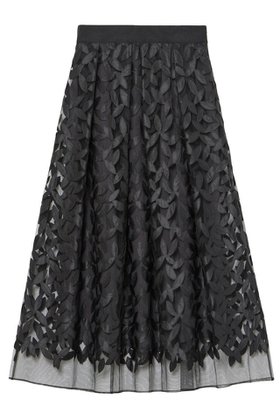 【アナイ/ANAYI】のリーフチュールタックフレアスカート 人気、トレンドファッション・服の通販 founy(ファニー) ファッション Fashion レディースファッション Fashion for Women スカート Skirts Aライン・フレアスカート A-Line & Flared Skirts ロングスカート Long Skirts / Maxi & Midi Skirts サテン Satin, Glossy Fabric シンプル Simple, Minimal チュール Tulip, Tulip Motif フレアースカート Flared Skirt, A-Line Skirt リーフ Leaf, Botanical Leaf ロング Long, Long-Length |ID:prp329100004055858