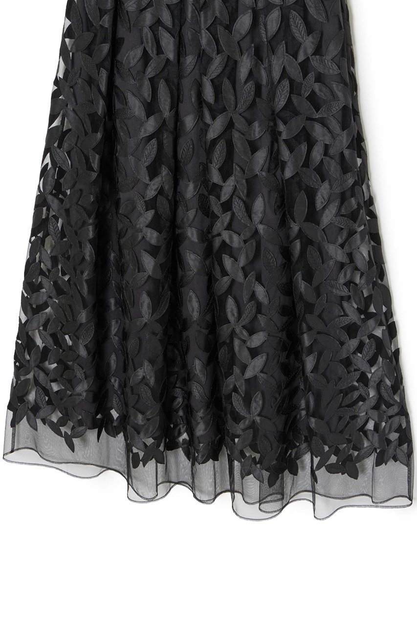 【アナイ/ANAYI】のリーフチュールタックフレアスカート 人気、トレンドファッション・服の通販 founy(ファニー) 　ファッション　Fashion　レディースファッション　Fashion for Women　スカート　Skirts　Aライン・フレアスカート　A-Line & Flared Skirts　ロングスカート　Long Skirts / Maxi & Midi Skirts　サテン　Satin, Glossy Fabric　シンプル　Simple, Minimal　チュール　Tulip, Tulip Motif　フレアースカート　Flared Skirt, A-Line Skirt　リーフ　Leaf, Botanical Leaf　ロング　Long, Long-Length　other-4|ID: prp329100004055858 ipo3291000000033705997