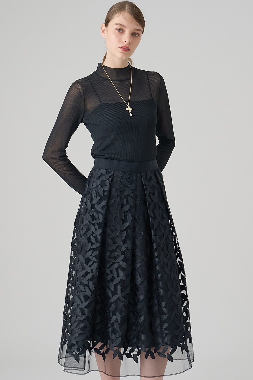 【アナイ/ANAYI】のリーフチュールタックフレアスカート 人気、トレンドファッション・服の通販 founy(ファニー) 　ファッション　Fashion　レディースファッション　Fashion for Women　スカート　Skirts　Aライン・フレアスカート　A-Line & Flared Skirts　ロングスカート　Long Skirts / Maxi & Midi Skirts　サテン　Satin, Glossy Fabric　シンプル　Simple, Minimal　チュール　Tulip, Tulip Motif　フレアースカート　Flared Skirt, A-Line Skirt　リーフ　Leaf, Botanical Leaf　ロング　Long, Long-Length　other-7|ID: prp329100004055858 ipo3291000000033706000