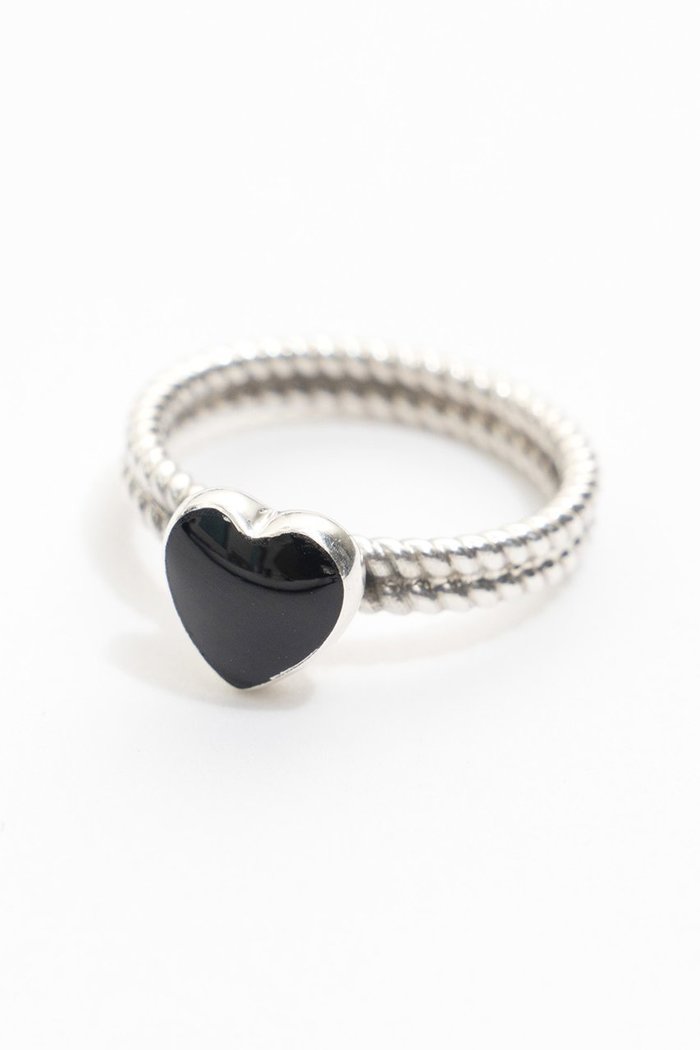 【メゾンスペシャル/MAISON SPECIAL】のHeart Ring/ハートリング インテリア・キッズ・メンズ・レディースファッション・服の通販 founy(ファニー) https://founy.com/ ファッション Fashion レディースファッション Fashion for Women ジュエリー Jewelry おすすめ Recommended / Our Picks シルバー Silver, Metallic Silver |ID: prp329100004060649 ipo3291000000036198180