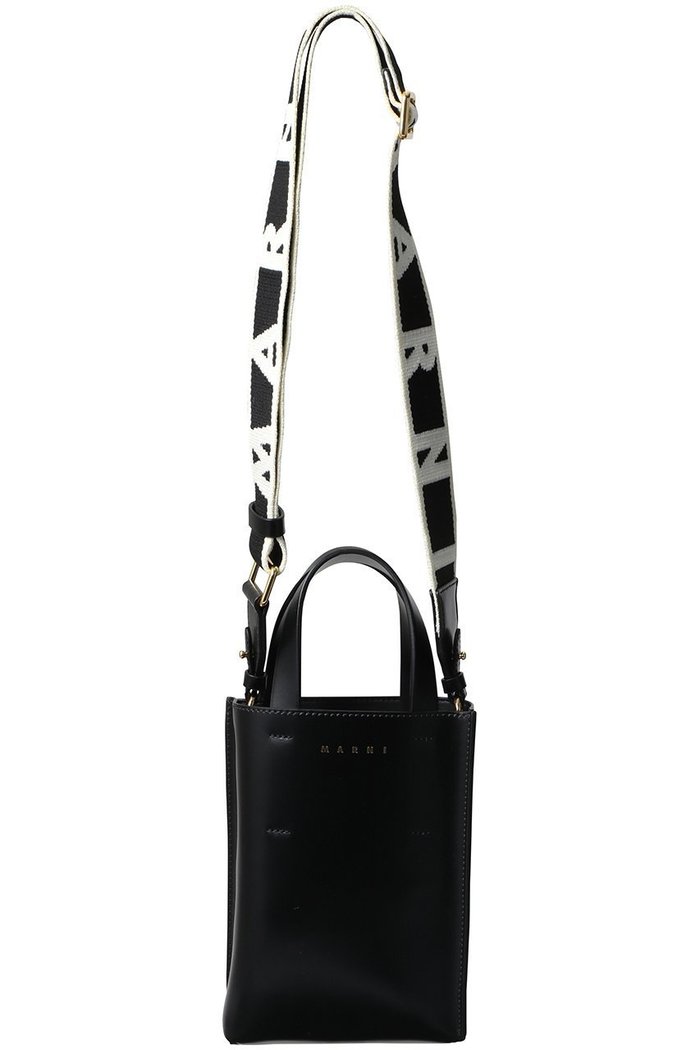 【マルニ/MARNI】のMUSEO NANO ロゴストラップ付きミニトートバッグ インテリア・キッズ・メンズ・レディースファッション・服の通販 founy(ファニー) https://founy.com/ ファッション Fashion レディースファッション WOMEN バッグ Bag シンプル Simple スポーティ Sporty ダウン Down ハンドバッグ Handbag ラップ Wrap 定番 Standard |ID: prp329100004062735 ipo3291000000032049732