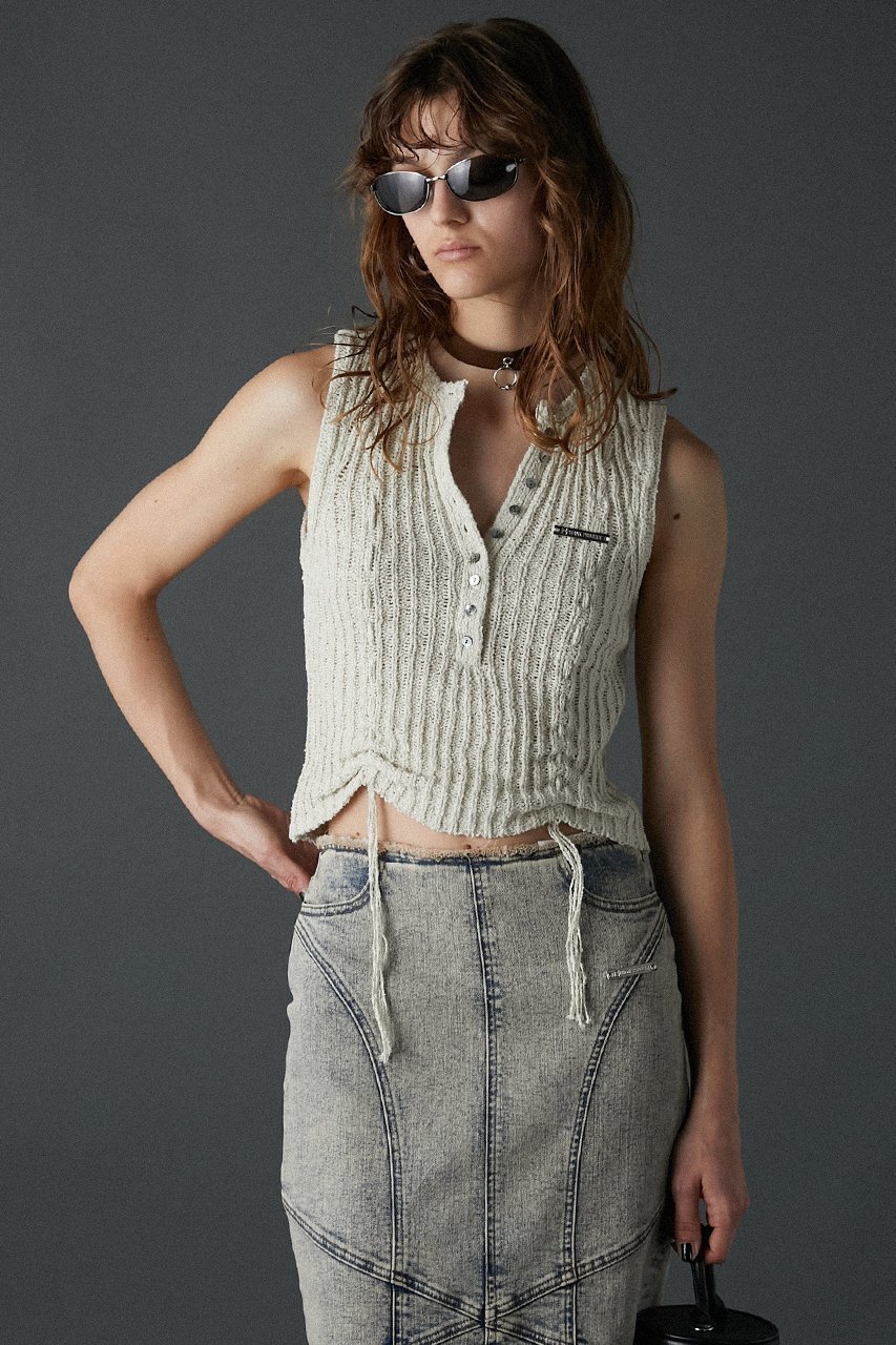 【プランク プロジェクト/PRANK PROJECT】のヘンリーブークレーニットタンク / Henley Boucle Knit Tank 人気、トレンドファッション・服の通販 founy(ファニー) 　ファッション　Fashion　レディースファッション　WOMEN　トップス・カットソー　Tops/Tshirt　ニット　Knit Tops　キャミソール / ノースリーブ　No Sleeves　シャツ/ブラウス　Shirts/Blouses　ロング / Tシャツ　T-Shirts　カットソー　Cut and Sewn　キャミソール　Camisole　ギャザー　Gather　タンク　Tank　フロント　Front　other-8|ID: prp329100004066642 ipo3291000000031421453