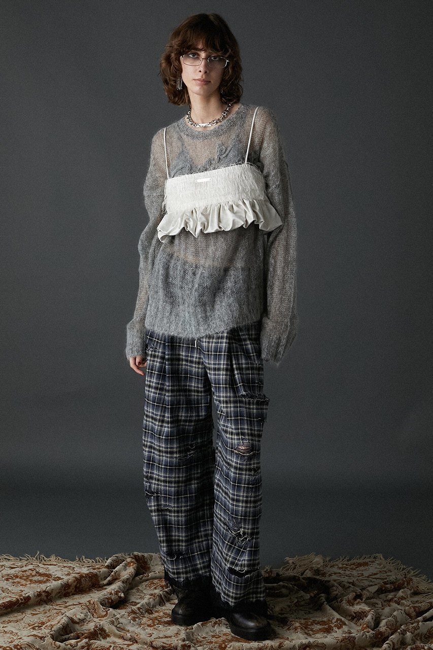 【プランク プロジェクト/PRANK PROJECT】のフェザーペプラムビスチェ / Feather Peplum Bustier 人気、トレンドファッション・服の通販 founy(ファニー) 　ファッション　Fashion　レディースファッション　Fashion for Women　トップス・カットソー　Cut & Sew Tops　キャミソール&ノースリーブ　Camisoles & Sleeveless Tops　シャツ・ブラウス・オフィスカジュアル　Elegant Blouses & Button-Ups　ビスチェ　Bustiers & Corset Tops / Layered Bustier Style　カットソー　Cut and Sewn Top　コンビ　Combo, Combination Style　サテン　Satin, Glossy Fabric　シャーリング　Shirring, Ruched　ノースリーブ　Sleeveless, No-Sleeve　ビスチェ　Bustier, Corset Top　フィット　Fit, Slim Fit　フェザー　Feather, Feather Detail　other-6|ID: prp329100004066646 ipo3291000000032903841