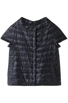 【ヘルノ/HERNO】 イコニコ ナイロン ダウンベスト人気、トレンドファッション・服の通販 founy(ファニー) ファッション Fashion レディースファッション Fashion for Women アウター Coat / Outerwear Collection レディースジャケット・軽アウター Jackets ジャケット Jacket, Outerwear ダウン Down, Puffer ブルゾン Blouson, Bomber Jacket ベスト Vest, Waistcoat エレガント 上品 Elegant 半袖 Short Sleeve, Half Sleeve 軽量 Lightweight, Ultra Light |ID:prp329100004068661