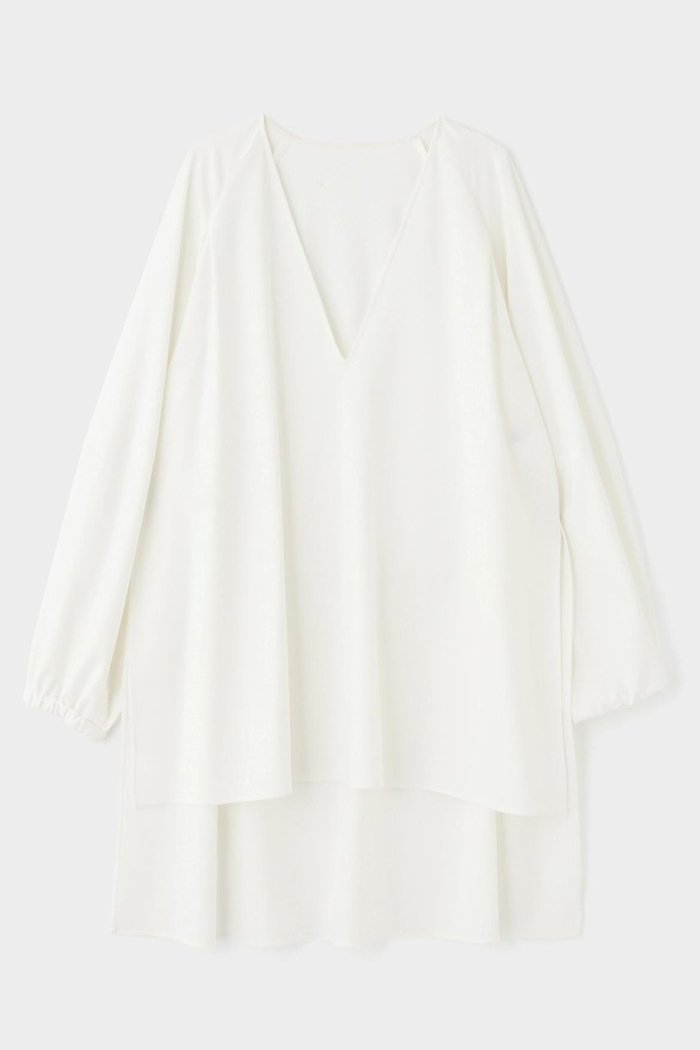 【ル フィル/LE PHIL】のコンパクトポンチボリュームスリーブブラウス インテリア・キッズ・メンズ・レディースファッション・服の通販 founy(ファニー) https://founy.com/ ファッション Fashion レディースファッション Fashion for Women トップス・カットソー Cut & Sew Tops シャツ・ブラウス・オフィスカジュアル Elegant Blouses & Button-Ups ボリューム袖・フリルスリーブブラウス Voluminous & Ruffle Sleeves / Puffy Sleeve Tops おすすめ Recommended / Our Picks コンパクト Compact, Small Size スリット Slit, Slit Detail スリーブ Sleeve, Long Sleeve / Short Sleeve セットアップ Set-Up, Coordinated Outfit ドレープ Drape, Draping Fabric リラックス Relax, Relaxed Fit ロング Long, Long-Length |ID: prp329100004073315 ipo3291000000035923291