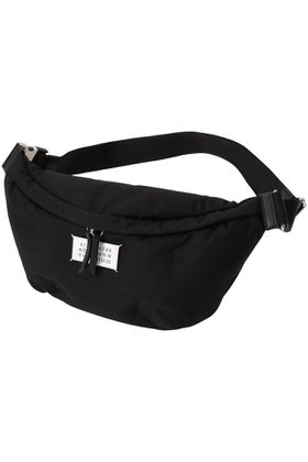 【メゾン マルジェラ/MAISON MARGIELA】 【UNISEX】グラムスラムベルトバッグ人気、トレンドファッション・服の通販 founy(ファニー) ファッション Fashion レディースファッション WOMEN バッグ Bag ベルト Belts ポーチ Pouches ユニセックス Unisex フォルム Form ポケット Pocket NEW・新作・新着・新入荷 New Arrivals |ID:prp329100004076192