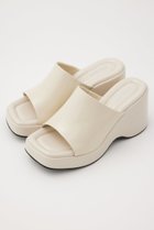 【スタッカート/STACCATO】のモドアグロスウェッジソールミュール 人気、トレンドファッション・服の通販 founy(ファニー) ファッション Fashion レディースファッション Fashion for Women インソール Shoe Insole エナメル Patent Leather クッション Cushion, Throw Pillow サンダル Sandals, Summer Shoes スクエア Square, Square Shape フォルム Silhouette, Form エレガント 上品 Elegant thumbnail ホワイト|ID: prp329100004077735 ipo3291000000034940603