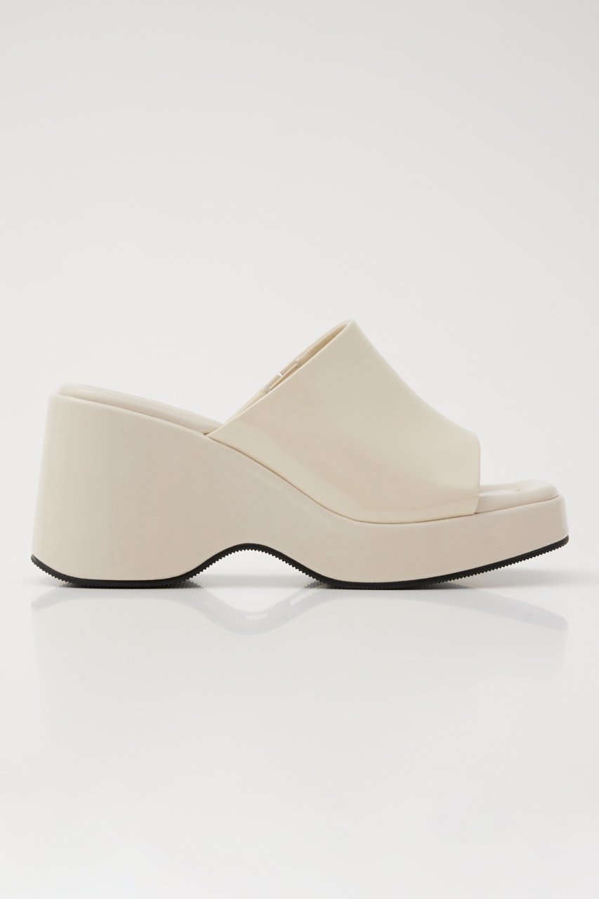 【スタッカート/STACCATO】のモドアグロスウェッジソールミュール 人気、トレンドファッション・服の通販 founy(ファニー) 　ファッション　Fashion　レディースファッション　Fashion for Women　インソール　Shoe Insole　エナメル　Patent Leather　クッション　Cushion, Throw Pillow　サンダル　Sandals, Summer Shoes　スクエア　Square, Square Shape　フォルム　Silhouette, Form　エレガント 上品　Elegant　other-4|ID: prp329100004077735 ipo3291000000034940606