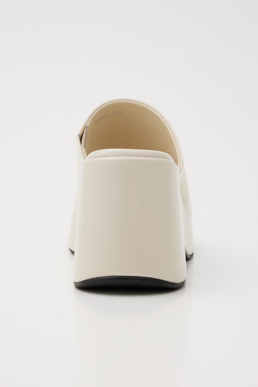 【スタッカート/STACCATO】のモドアグロスウェッジソールミュール 人気、トレンドファッション・服の通販 founy(ファニー) 　ファッション　Fashion　レディースファッション　Fashion for Women　インソール　Shoe Insole　エナメル　Patent Leather　クッション　Cushion, Throw Pillow　サンダル　Sandals, Summer Shoes　スクエア　Square, Square Shape　フォルム　Silhouette, Form　エレガント 上品　Elegant　other-5|ID: prp329100004077735 ipo3291000000034940607