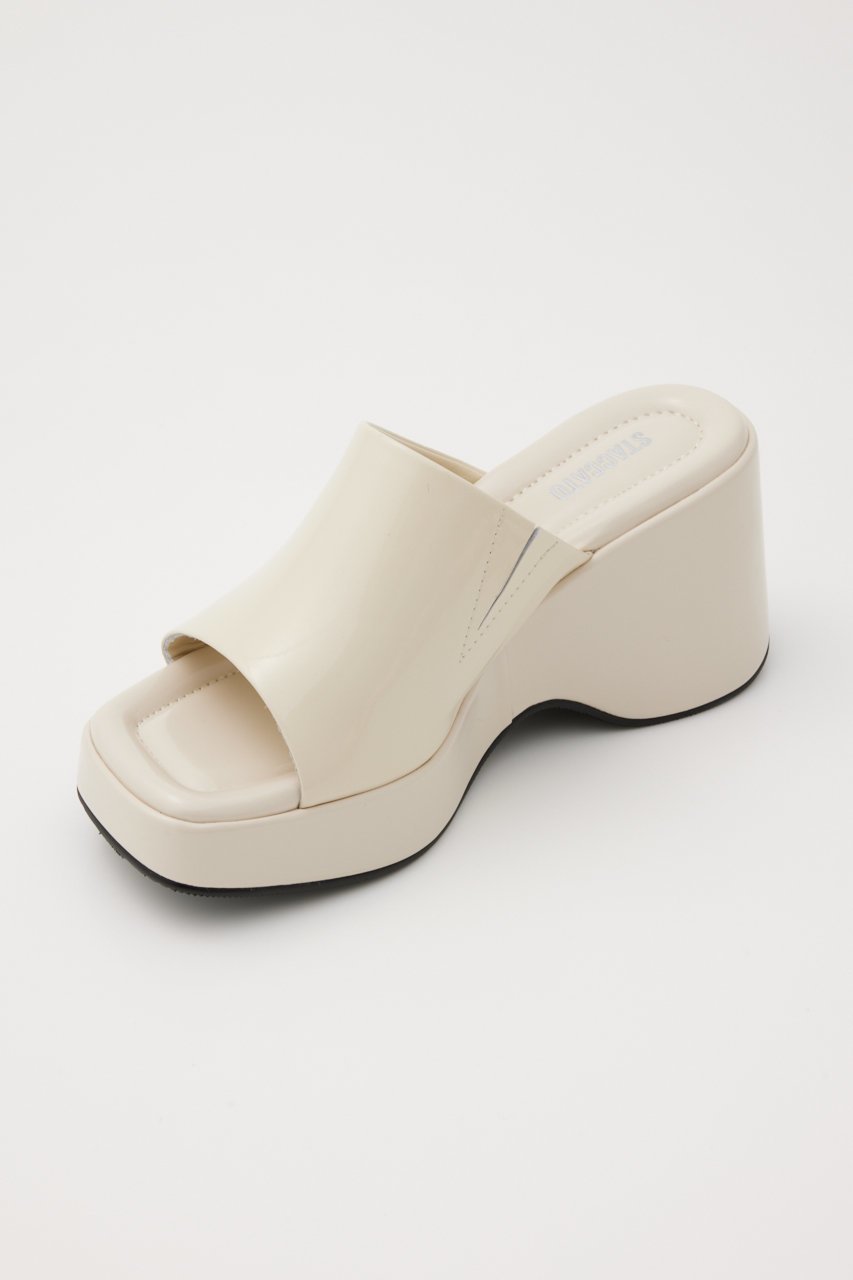 【スタッカート/STACCATO】のモドアグロスウェッジソールミュール 人気、トレンドファッション・服の通販 founy(ファニー) 　ファッション　Fashion　レディースファッション　Fashion for Women　インソール　Shoe Insole　エナメル　Patent Leather　クッション　Cushion, Throw Pillow　サンダル　Sandals, Summer Shoes　スクエア　Square, Square Shape　フォルム　Silhouette, Form　エレガント 上品　Elegant　other-8|ID: prp329100004077735 ipo3291000000034940610