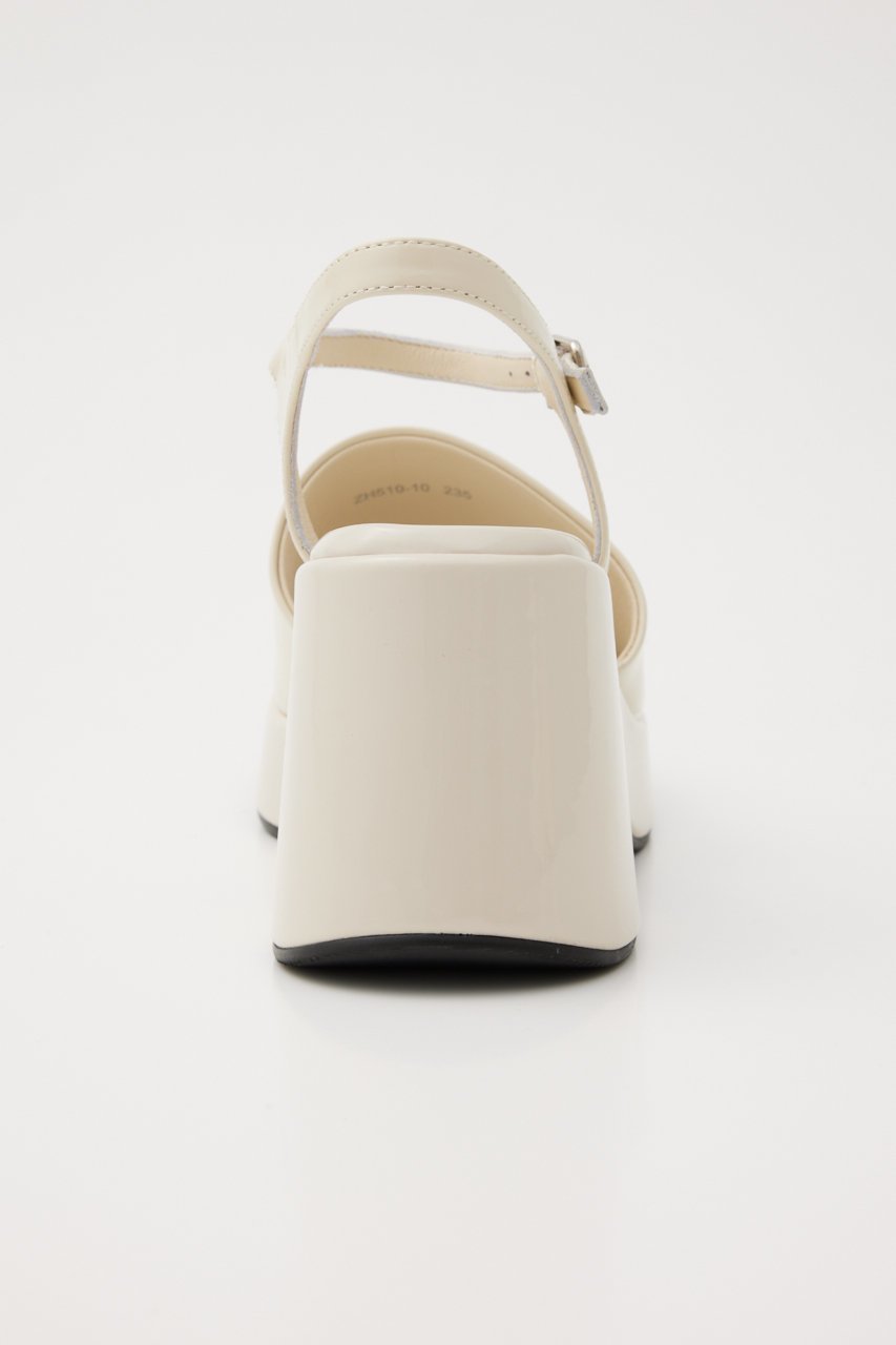 【スタッカート/STACCATO】のモドアグロスウェッジソールサンダル 人気、トレンドファッション・服の通販 founy(ファニー) 　ファッション　Fashion　レディースファッション　Fashion for Women　おすすめ　Recommended / Our Picks　インソール　Shoe Insole　エナメル　Patent Leather　クッション　Cushion, Throw Pillow　サンダル　Sandals, Summer Shoes　シェイプ　Shape, Slim Fit　スクエア　Square, Square Shape　トレンド　Trend, Trending Now　フィット　Fit, Slim Fit　フォルム　Silhouette, Form　ラップ　Wrap, Wrap Design　エレガント 上品　Elegant　other-5|ID: prp329100004077736 ipo3291000000034940617