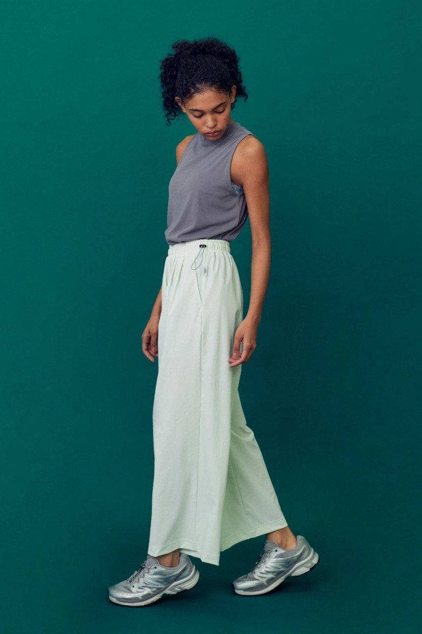 【ジュリエ/Julier】のフィールフライスハイネックプルオーバー 人気、トレンドファッション・服の通販 founy(ファニー) 　ファッション　Fashion　レディースファッション　WOMEN　トップス・カットソー　Tops/Tshirt　プルオーバー　Pullover　スポーツウェア　Sportswear　スポーツ トップス　Sports Tops　シンプル　Simple　スポーツ　Sports　スリット　Slit　ハイネック　High Neck　ヨガ　Yoga　other-6|ID: prp329100004077761 ipo3291000000032363490