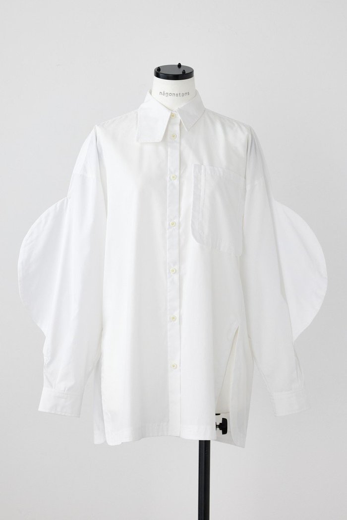 【ナゴンスタンス/nagonstans】のT/Cブロード ボリューム Sleeve SH/シャツ インテリア・キッズ・メンズ・レディースファッション・服の通販 founy(ファウニー) https://founy.com/ ファッション Fashion レディースファッション Fashion for Women トップス・カットソー Cut & Sew Tops シャツ・ブラウス・オフィスカジュアル Elegant Blouses & Button-Ups アシンメトリー Asymmetrical Style スリーブ Sleeve, Long Sleeve / Short Sleeve ブロード Broadcloth, Fine Cotton ロング Long, Long-Length |ID: prp329100004077805 ipo3291000000036724077