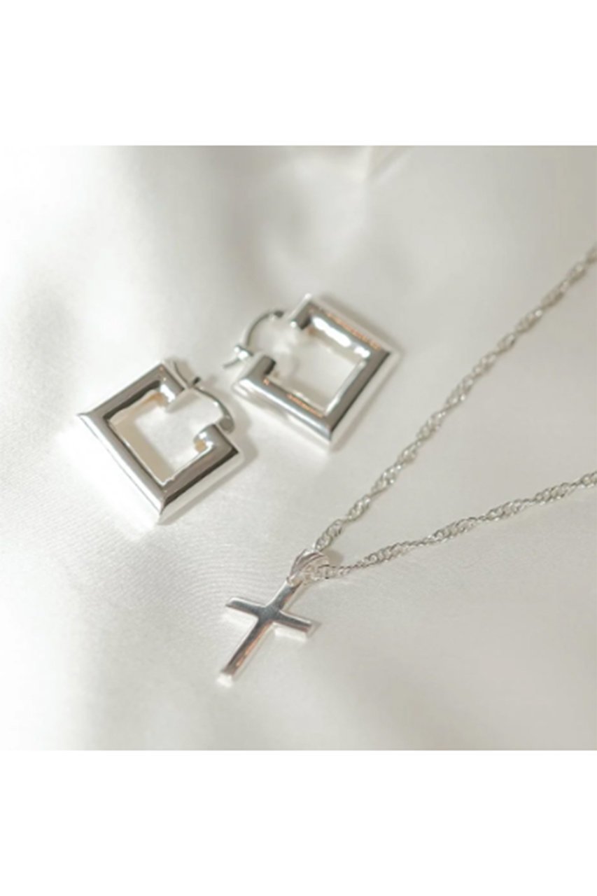 【デイジー ロンドン/DAISY LONDON】の【POLLY SAYER】 CHUBBY SQUARE HOOP ピアス 人気、トレンドファッション・服の通販 founy(ファニー) 　ファッション　Fashion　レディースファッション　Fashion for Women　ジュエリー　Jewelry　ファッションリング　Fashion Rings　イヤリング・フープ・ドロップタイプ　Hoop, Drop & Clip Earrings　イヤリング　Earrings　コレクション　Collection, Seasonal Line　シルバー　Silver, Metallic Silver　スクエア　Square, Square Shape　スリム　Slim, Slim Fit　パーティ　Party, Party Style　フォルム　Silhouette, Form　人気　Popular, Best Seller　other-6|ID: prp329100004079324 ipo3291000000036176986