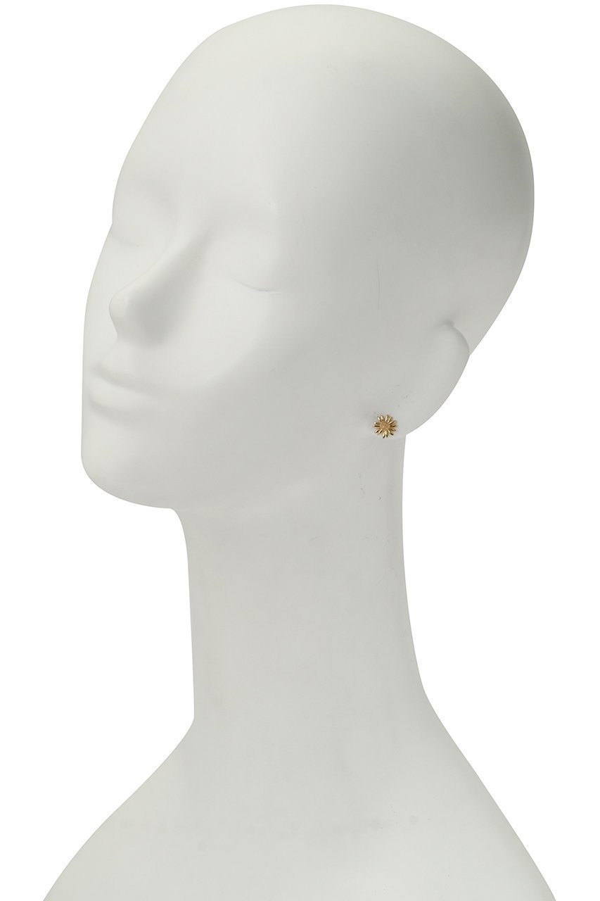 【デイジー ロンドン/DAISY LONDON】のBELLIS DAISY STUD ピアス 人気、トレンドファッション・服の通販 founy(ファニー) 　ファッション　Fashion　レディースファッション　Fashion for Women　ジュエリー　Jewelry　ファッションリング　Fashion Rings　イヤリング・フープ・ドロップタイプ　Hoop, Drop & Clip Earrings　イヤリング　Earrings　シンプル　Simple, Minimal　フェミニン　Feminine, Girly　エレガント 上品　Elegant　other-3|ID: prp329100004079327 ipo3291000000035658810