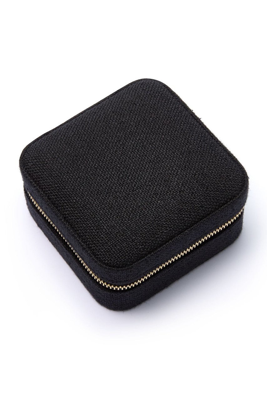 【デイジー ロンドン/DAISY LONDON】のSmall ジュエリーケース インテリア・キッズ・メンズ・レディースファッション・服の通販 founy(ファニー) ファッション Fashion レディースファッション Fashion for Women ポーチ&ミニバッグ Pouches & Mini Bags アクセサリー Fashion Accessories コンパクト Compact, Small Size ジュエリー Jewelry, Accessories ポーチ Pouch, Small Case ランジェリー Lingerie, Intimate Wear 旅行 Travel ブラック|ID: prp329100004079347 ipo3291000000035867282