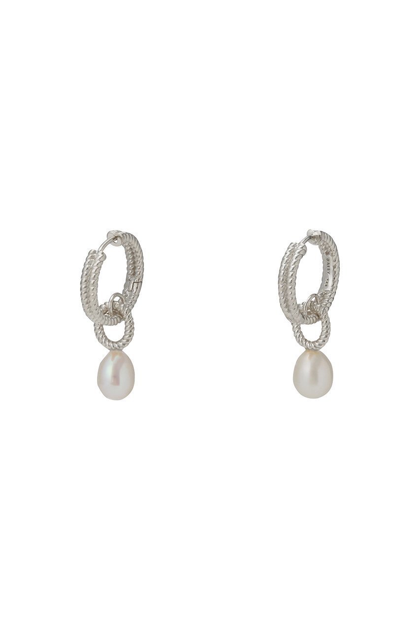 【デイジー ロンドン/DAISY LONDON】のDOUBLE ROPE PEARL DROP ピアス インテリア・キッズ・メンズ・レディースファッション・服の通販 founy(ファニー) ファッション Fashion レディースファッション Fashion for Women ジュエリー Jewelry ファッションリング Fashion Rings イヤリング・フープ・ドロップタイプ Hoop, Drop & Clip Earrings イヤリング Earrings シルバー Silver, Metallic Silver パール Pearl, Pearl Accent エレガント 上品 Elegant シルバー|ID: prp329100004079352 ipo3291000000036080432