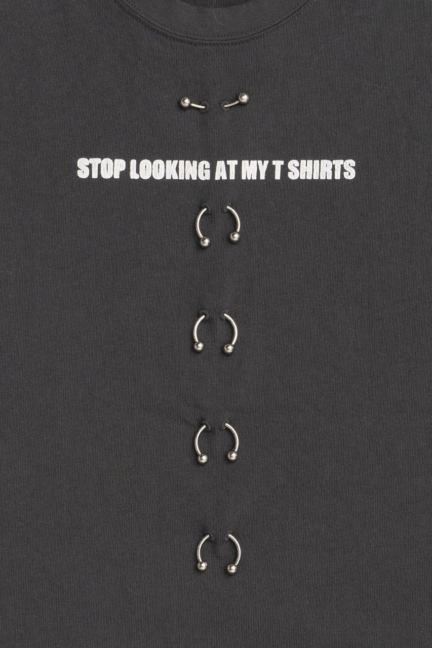 【プランク プロジェクト/PRANK PROJECT】のスタッズピアスロゴトップ/Studs Pierced Logo Top 人気、トレンドファッション・服の通販 founy(ファニー) 　ファッション　Fashion　レディースファッション　Fashion for Women　トップス・カットソー　Cut & Sew Tops　キャミソール&ノースリーブ　Camisoles & Sleeveless Tops　シャツ・ブラウス・オフィスカジュアル　Elegant Blouses & Button-Ups　ロングTシャツ・Tシャツ　Longline T-Shirts & Tees　カットソー・ベーシックTシャツ　Cut-and-Sewn Tops / Stretch Tees & Basics　キャミソール　Camisole, Spaghetti Strap Top　タンク　Tank Top, Sleeveless Top　ノースリーブ　Sleeveless, No-Sleeve　フィット　Fit, Slim Fit　フロント　Front, Front Design　ワイド　Wide, Wide Fit　ヴィンテージ　Vintage Style　other-3|ID: prp329100004079437 ipo3291000000032916631