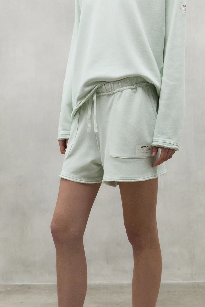 【エコアルフ/ECOALF】のNESS ショート パンツ / NESS SHORTS WOMAN 人気、トレンドファッション・服の通販 founy(ファニー) 　ファッション　Fashion　レディースファッション　WOMEN　パンツ　Pants　ハーフ / ショートパンツ　Short Pants　おすすめ　Recommend　なめらか　Smooth　サマー　Summer　ショート　Short　スウェット　Sweat　セットアップ　Set Up　トラベル　Travel　ドローコード　Draw Cord　リゾート　Resort　リラックス　Relax　 other-1|ID: prp329100004080968 ipo3291000000027582573