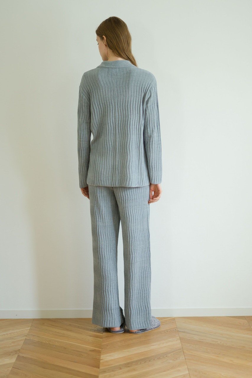 【ベアフット ドリームズ/BAREFOOT DREAMS】のコージーシックウルトラライト ウェーブシャツカーディガン 人気、トレンドファッション・服の通販 founy(ファニー) 　ファッション　Fashion　レディースファッション　Fashion for Women　トップス・カットソー　Cut & Sew Tops　ニット　Knit Tops & Sweaters　カーディガン・羽織り　Layered Style Cardigans　シャツ・ブラウス・オフィスカジュアル　Elegant Blouses & Button-Ups　ウェーブ　Wavy Pattern　カーディガン　Cardigan, Knitwear　トレンド　Trend, Trending Now　羽織　Haori, Light Jacket　other-7|ID: prp329100004088047 ipo3291000000035656132