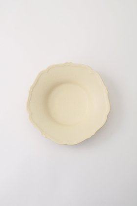 【あわびウェア/Awabi ware / GOODS】の輪花中深皿 人気、トレンドファッション・服の通販 founy(ファニー) 吸水 Absorbent, Quick-Dry 皿 Plate, Dish テーブル Table, Dining Table フォルム Silhouette, Form ギフト プレゼント Gift / Present 新作・新入荷 New Arrivals / New In ホーム・キャンプ・アウトドア・お取り寄せ Home Living / Home & Lifestyle / Camping Gear / Outdoor Camping キッチン・ダイニング Kitchen & Dining Essentials. Stylish & Functional Tableware キッチン家電・キッチン用品 Kitchen Appliances & Tools |ID:prp329100004091395
