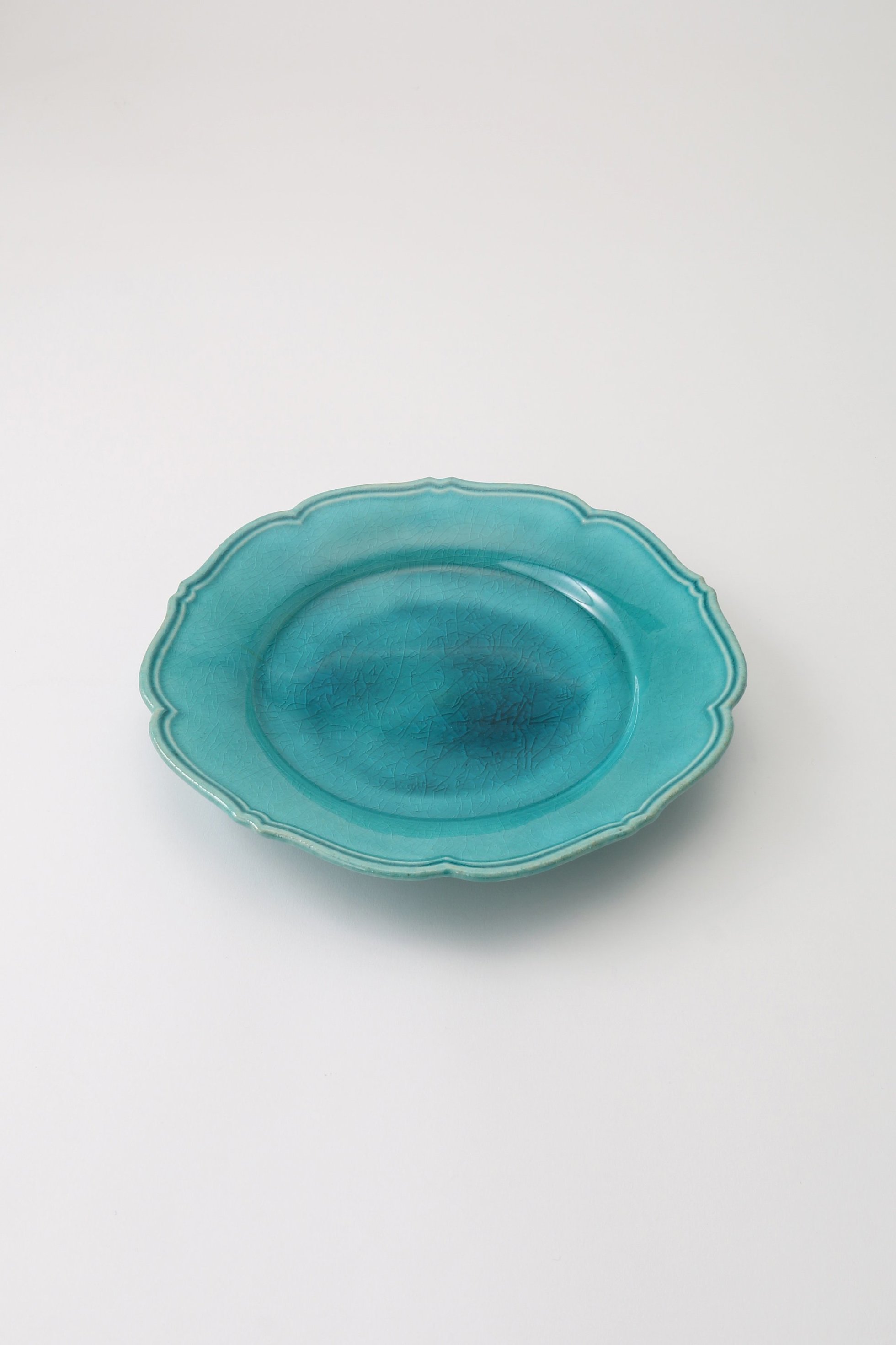 【あわびウェア/Awabi ware / GOODS】の輪花皿 M 人気、トレンドファッション・服の通販 founy(ファニー) 　吸水　Absorbent, Quick-Dry　皿　Plate, Dish　テーブル　Table, Dining Table　フォルム　Silhouette, Form　ギフト プレゼント　Gift / Present　ホーム・キャンプ・アウトドア・お取り寄せ　Home Living / Home & Lifestyle / Camping Gear / Outdoor Camping　キッチン・ダイニング　Kitchen & Dining Essentials. Stylish & Functional Tableware　キッチン家電・キッチン用品　Kitchen Appliances & Tools　other-2|ID: prp329100004091396 ipo3291000000034121614