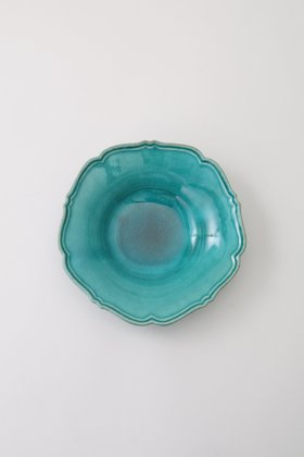 【あわびウェア/Awabi ware / GOODS】の輪花中深皿 人気、トレンドファッション・服の通販 founy(ファニー) 吸水 Absorbent, Quick-Dry 皿 Plate, Dish テーブル Table, Dining Table フォルム Silhouette, Form ギフト プレゼント Gift / Present ホーム・キャンプ・アウトドア・お取り寄せ Home Living / Home & Lifestyle / Camping Gear / Outdoor Camping キッチン・ダイニング Kitchen & Dining Essentials. Stylish & Functional Tableware キッチン家電・キッチン用品 Kitchen Appliances & Tools |ID:prp329100004091397