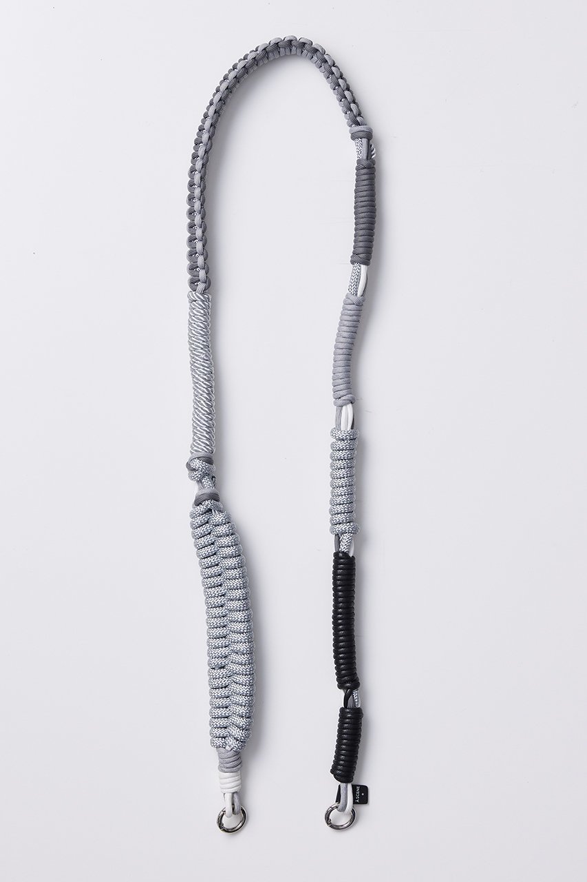 【エーシーン/A SCENE】のDesign paracord shoulder(M) インテリア・キッズ・メンズ・レディースファッション・服の通販 founy(ファニー) 　ファッション　Fashion　レディースファッション　Fashion for Women　おすすめ　Recommended / Our Picks　カメラ　Camera Accessories　ショルダー　Shoulder, Shoulder Strap　スマホケース　Smartphone Case　チャーム　Charm, Pendant　ドッキング　Docking, Mixed Material　ラップ　Wrap, Wrap Design　定番　Standard, Basic Item　シルバー|ID: prp329100004092477 ipo3291000000032815366