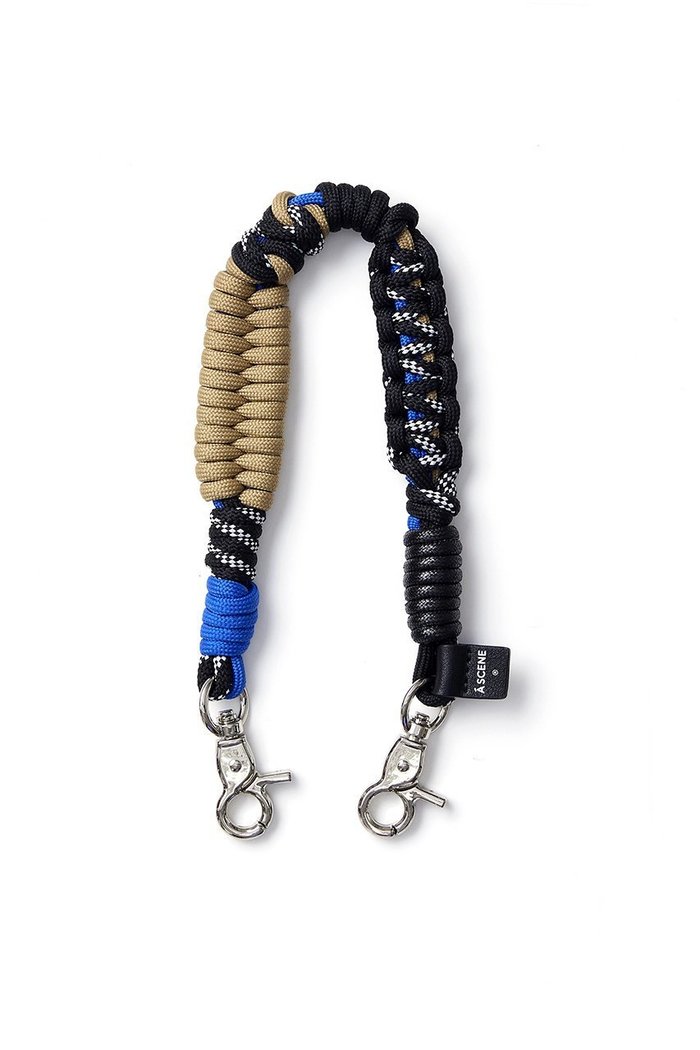 【エーシーン/A SCENE】のDesign paracord strap インテリア・キッズ・メンズ・レディースファッション・服の通販 founy(ファニー) https://founy.com/ ファッション Fashion レディースファッション Fashion for Women ユニセックス Unisex, Genderless コンパクト Compact, Small Size スマホケース Smartphone Case チャーム Charm, Pendant ポーチ Pouch, Small Case ラップ Wrap, Wrap Design |ID: prp329100004092478 ipo3291000000032816222