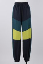 【ナゴンスタンス/nagonstans】のMixタフタ バイカラートレッキング PT/パンツ 人気、トレンドファッション・服の通販 founy(ファニー) ファッション Fashion レディースファッション Fashion for Women パンツ Pants & Trousers おすすめ Recommended / Our Picks タフタ Taffeta, Structured Fabric 軽量 Lightweight, Ultra Light thumbnail Space|ID: prp329100004093585 ipo3291000000032817900