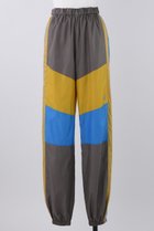 【ナゴンスタンス/nagonstans】のMixタフタ バイカラートレッキング PT/パンツ 人気、トレンドファッション・服の通販 founy(ファニー) ファッション Fashion レディースファッション Fashion for Women パンツ Pants & Trousers おすすめ Recommended / Our Picks タフタ Taffeta, Structured Fabric 軽量 Lightweight, Ultra Light thumbnail Cloud|ID: prp329100004093585 ipo3291000000032817901