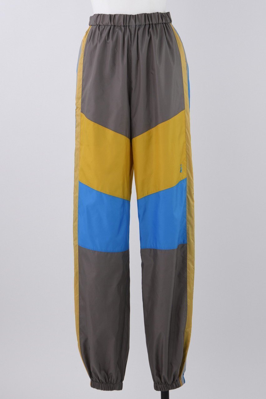 【ナゴンスタンス/nagonstans】のMixタフタ バイカラートレッキング PT/パンツ インテリア・キッズ・メンズ・レディースファッション・服の通販 founy(ファニー) 　ファッション　Fashion　レディースファッション　Fashion for Women　パンツ　Pants & Trousers　おすすめ　Recommended / Our Picks　タフタ　Taffeta, Structured Fabric　軽量　Lightweight, Ultra Light　Cloud|ID: prp329100004093585 ipo3291000000032817901