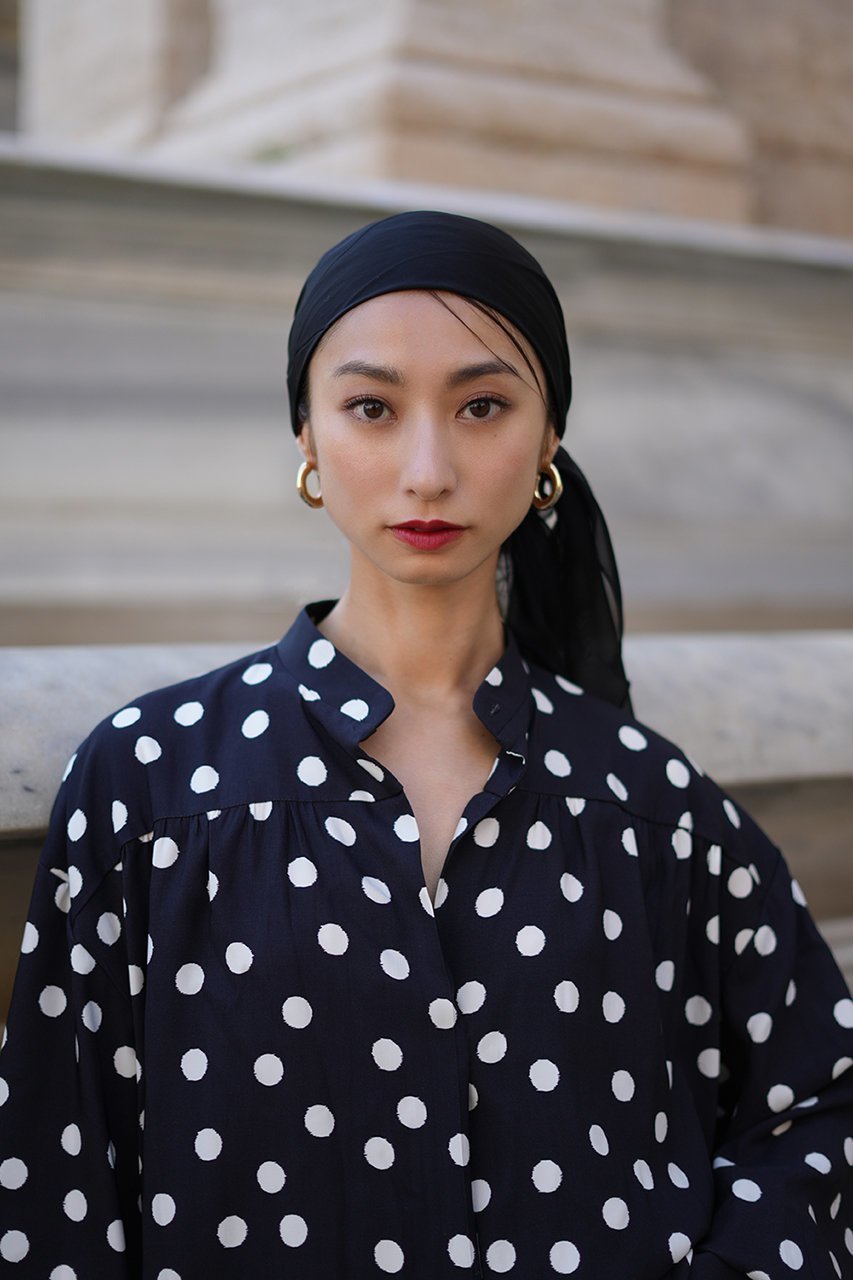 【アロー/aLORS】のChemise Cocinelle 人気、トレンドファッション・服の通販 founy(ファニー) 　ファッション　Fashion　レディースファッション　Fashion for Women　トップス・カットソー　Cut & Sew Tops　シャツ・ブラウス・オフィスカジュアル　Elegant Blouses & Button-Ups　なめらか　Smooth, Silky Texture　イタリア　Italy　カフス　Cuff Design　ギャザー　Gathered, Ruffled　スリーブ　Sleeve, Long Sleeve / Short Sleeve　ドット　Polka Dot, Dot Pattern　ランダム　Random, Irregular　ロング　Long, Long-Length　other-6|ID: prp329100004095249 ipo3291000000032889085