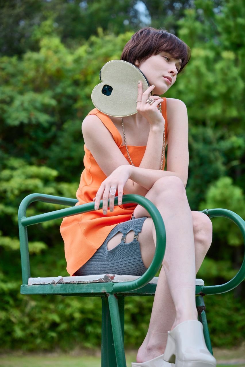 【エジュー/ajew】のiPhone14/14Pro ajew dress HEARTcase shoulder 人気、トレンドファッション・服の通販 founy(ファニー) 　ファッション　Fashion　レディースファッション　Fashion for Women　ワンピース　Dresses　フォーマル・パーティードレス・結婚式用ドレス　Elegant & Casual Dresses　カメラ　Camera Accessories　コイン　Coin, Coin Design　ショルダー　Shoulder, Shoulder Strap　シリコン　Silicone, Silicone Material　シルバー　Silver, Metallic Silver　チェーン　Chain, Chain Strap　ドッキング　Docking, Mixed Material　手帳　Planner, Notebook　ポケット　Pocket, Pocket Detail　リップ　Lip, Lip Motif　スマホケース　Smartphone Case　iPhone アイフォーン　iPhone　other-4|ID: prp329100004095257 ipo3291000000032836780