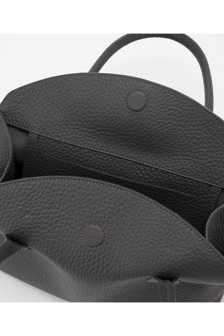 【イアクッチ/IACUCCI】のラーナ M ALCE 人気、トレンドファッション・服の通販 founy(ファニー) 　ファッション　Fashion　レディースファッション　Fashion for Women　バッグ　Bags　イタリア　Italy　シンプル　Simple, Minimal　フォーマル　Formal, Dressy　ポーチ　Pouch, Small Case　マグネット　Magnet, Magnetic Closure　新作・新入荷　New Arrivals / New In　ビジネス 仕事 通勤　Business / Work / Commuting　other-7|ID: prp329100004098419 ipo3291000000036102962