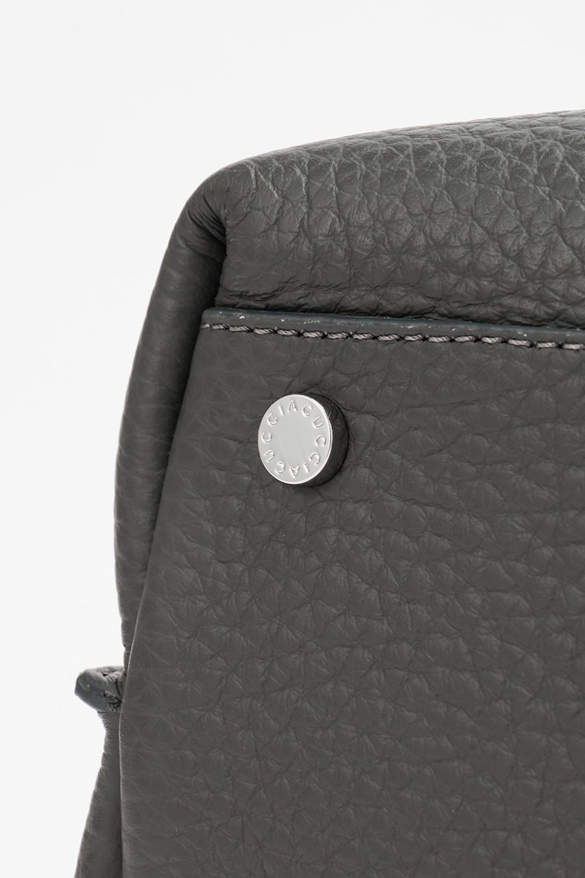 【イアクッチ/IACUCCI】のベラール L ALCE 人気、トレンドファッション・服の通販 founy(ファニー) ファッション Fashion レディースファッション Fashion for Women バッグ Bags ショルダー Shoulder, Shoulder Strap シンプル Simple, Minimal 財布 Wallet, Purse 人気 Popular, Best Seller ポケット Pocket, Pocket Detail メタル Metal, Metal Parts A/W・秋冬 Autumn/Winter おすすめ Recommended / Our Picks other-7|ID: prp329100004098420 ipo3291000000032791394