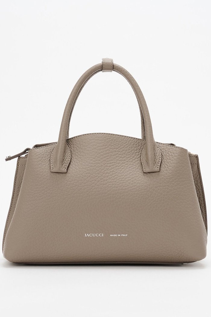 【イアクッチ/IACUCCI】のベラール M ALCE インテリア・キッズ・メンズ・レディースファッション・服の通販 founy(ファニー) https://founy.com/ ファッション Fashion レディースファッション Fashion for Women バッグ Bags ショルダー Shoulder, Shoulder Strap シンプル Simple, Minimal 財布 Wallet, Purse 人気 Popular, Best Seller ポケット Pocket, Pocket Detail メタル Metal, Metal Parts A/W・秋冬 Autumn/Winter おすすめ Recommended / Our Picks |ID: prp329100004098421 ipo3291000000035102470