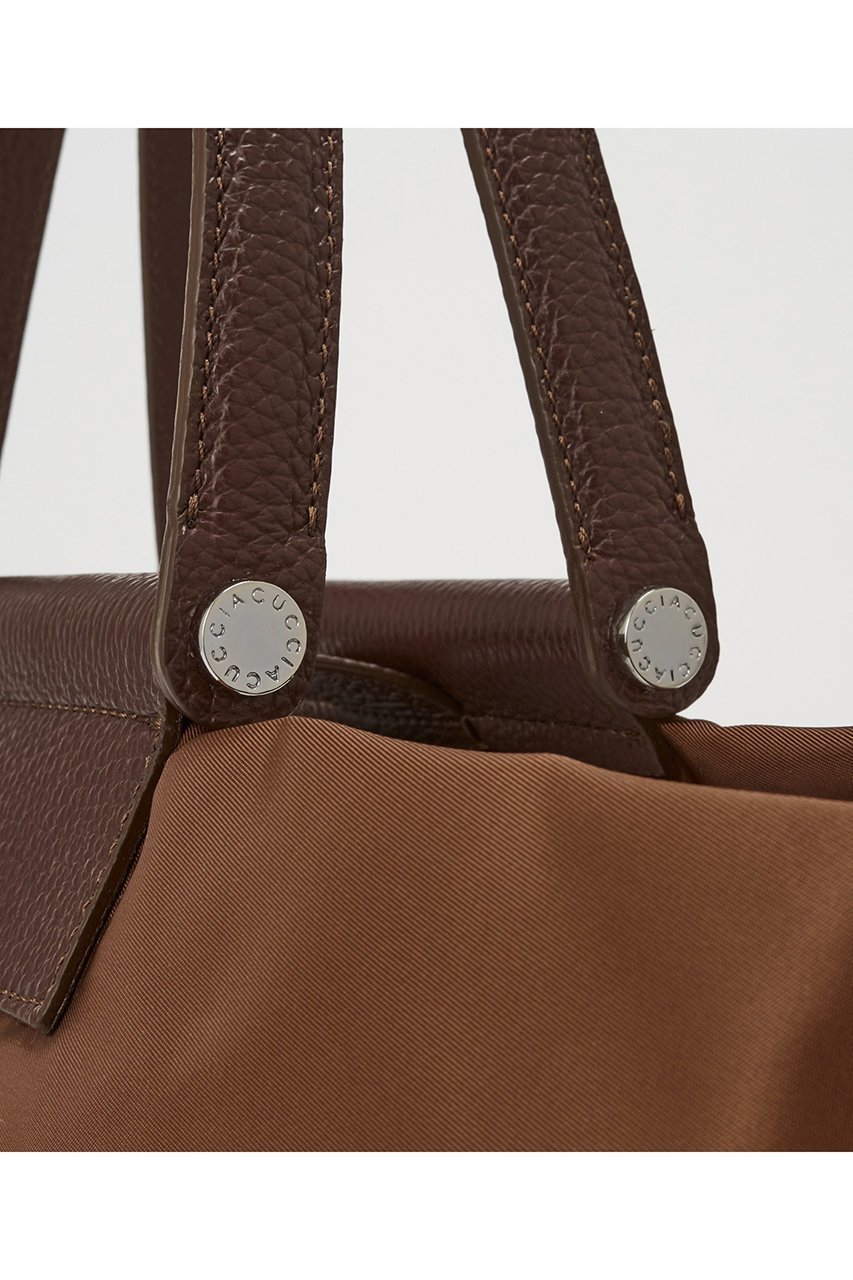 【イアクッチ/IACUCCI】のソルベット M NYLON/RUGA 人気、トレンドファッション・服の通販 founy(ファニー) ファッション Fashion レディースファッション Fashion for Women バッグ Bags おすすめ Recommended / Our Picks エレガント 上品 Elegant コレクション Collection, Seasonal Line 人気 Popular, Best Seller ビジネス 仕事 通勤 Business / Work / Commuting other-4|ID: prp329100004098423 ipo3291000000032791463