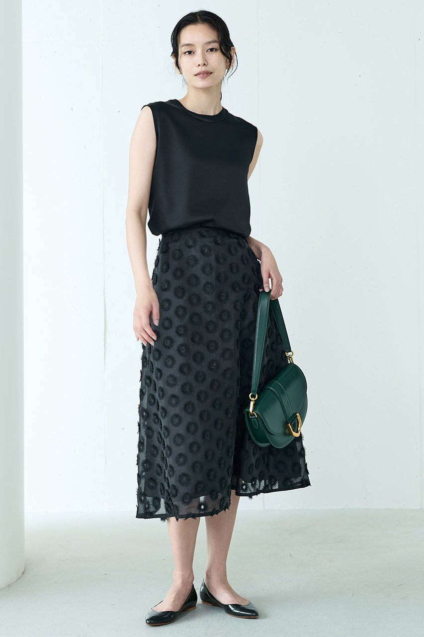 【ジェイドット/j.】のトリアセサテンスリーブレスブラウス 人気、トレンドファッション・服の通販 founy(ファニー) 　ファッション　Fashion　レディースファッション　Fashion for Women　トップス・カットソー　Cut & Sew Tops　キャミソール&ノースリーブ　Camisoles & Sleeveless Tops　シャツ・ブラウス・オフィスカジュアル　Elegant Blouses & Button-Ups　おすすめ　Recommended / Our Picks　サテン　Satin, Glossy Fabric　セットアップ　Set-Up, Coordinated Outfit　タンク　Tank Top, Sleeveless Top　ノースリーブ　Sleeveless, No-Sleeve　other-7|ID: prp329100004100635 ipo3291000000035823402