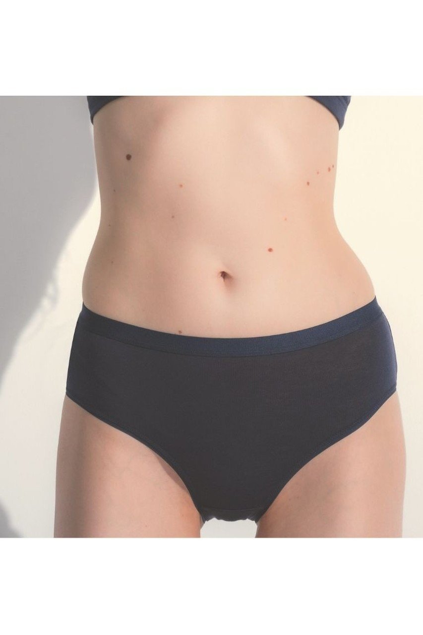 【サク レ/Sacre】のベア天ショーツ インテリア・キッズ・メンズ・レディースファッション・服の通販 founy(ファニー) ファッション Fashion レディースファッション Fashion for Women 下着・ランジェリー Lingerie & Intimates ショーツ・ランジェリー用ボトムス Panties / Briefs / Lingerie Bottoms なめらか Smooth, Silky Texture インナー Innerwear ショーツ Shorts, Short Pants ストレッチ Stretch, Stretchy Fabric フィット Fit, Slim Fit ランジェリー Lingerie, Intimate Wear リラックス Relax, Relaxed Fit 人気 Popular, Best Seller ネイビー|ID: prp329100004102744 ipo3291000000034788173