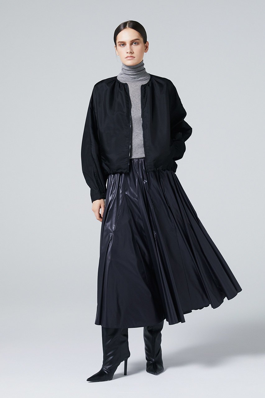 【オーヴィル/EAUVIRE】のノーカラーショートブルゾン 人気、トレンドファッション・服の通販 founy(ファニー) 　ファッション　Fashion　レディースファッション　Fashion for Women　アウター　Coat / Outerwear Collection　レディースジャケット・軽アウター　Jackets　ブルゾンジャケット・スポーティアウター　Blouson Jackets　サテン　Satin, Glossy Fabric　ショート　Short, Short Length　シルク　Silk, 100% Silk　ジャケット　Jacket, Outerwear　ブルゾン　Blouson, Bomber Jacket　エレガント 上品　Elegant　other-7|ID: prp329100004102756 ipo3291000000032966177