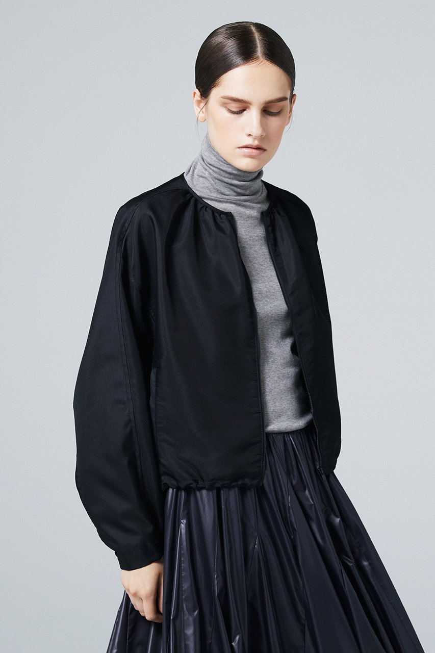 【オーヴィル/EAUVIRE】のノーカラーショートブルゾン 人気、トレンドファッション・服の通販 founy(ファニー) 　ファッション　Fashion　レディースファッション　Fashion for Women　アウター　Coat / Outerwear Collection　レディースジャケット・軽アウター　Jackets　ブルゾンジャケット・スポーティアウター　Blouson Jackets　サテン　Satin, Glossy Fabric　ショート　Short, Short Length　シルク　Silk, 100% Silk　ジャケット　Jacket, Outerwear　ブルゾン　Blouson, Bomber Jacket　エレガント 上品　Elegant　other-8|ID: prp329100004102756 ipo3291000000032966180