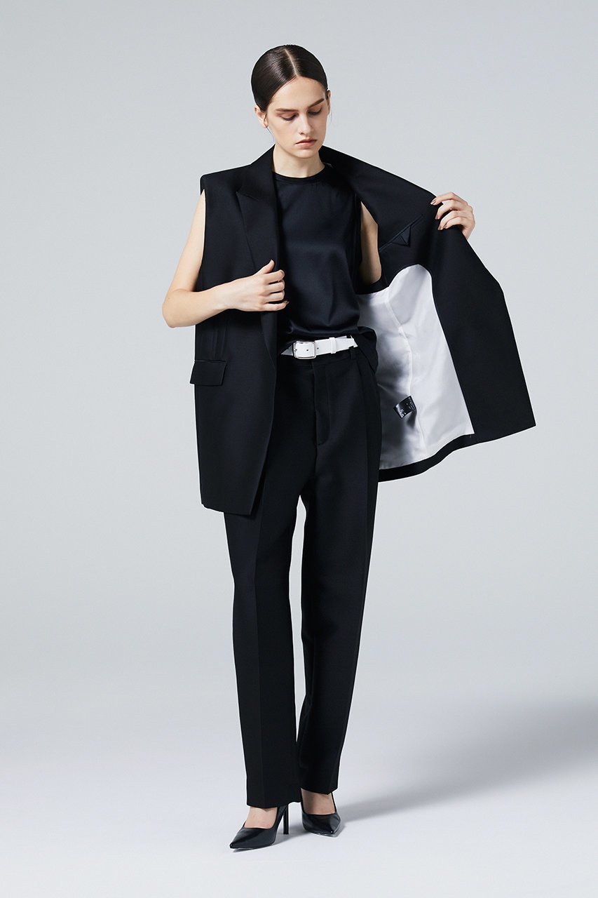 【オーヴィル/EAUVIRE】のウォッシャブルシルクノースリーブブラウス 人気、トレンドファッション・服の通販 founy(ファニー) 　ファッション　Fashion　レディースファッション　Fashion for Women　トップス・カットソー　Cut & Sew Tops　キャミソール&ノースリーブ　Camisoles & Sleeveless Tops　シャツ・ブラウス・オフィスカジュアル　Elegant Blouses & Button-Ups　シルク　Silk, 100% Silk　ジャケット　Jacket, Outerwear　ストレッチ　Stretch, Stretchy Fabric　ノースリーブ　Sleeveless, No-Sleeve　エレガント 上品　Elegant　other-3|ID: prp329100004102775 ipo3291000000032901461