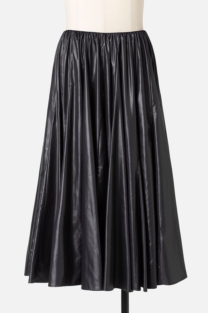 【オーヴィル/EAUVIRE】のレザーライクタフタボリュームスカート インテリア・キッズ・メンズ・レディースファッション・服の通販 founy(ファニー) https://founy.com/ ファッション Fashion レディースファッション Fashion for Women スカート Skirts タフタ Taffeta, Structured Fabric タンブラー Tumbler, Travel Mug ヘムライン Hemline, Bottom Cut 日本製 Made In Japan |ID: prp329100004105739 ipo3291000000036011860