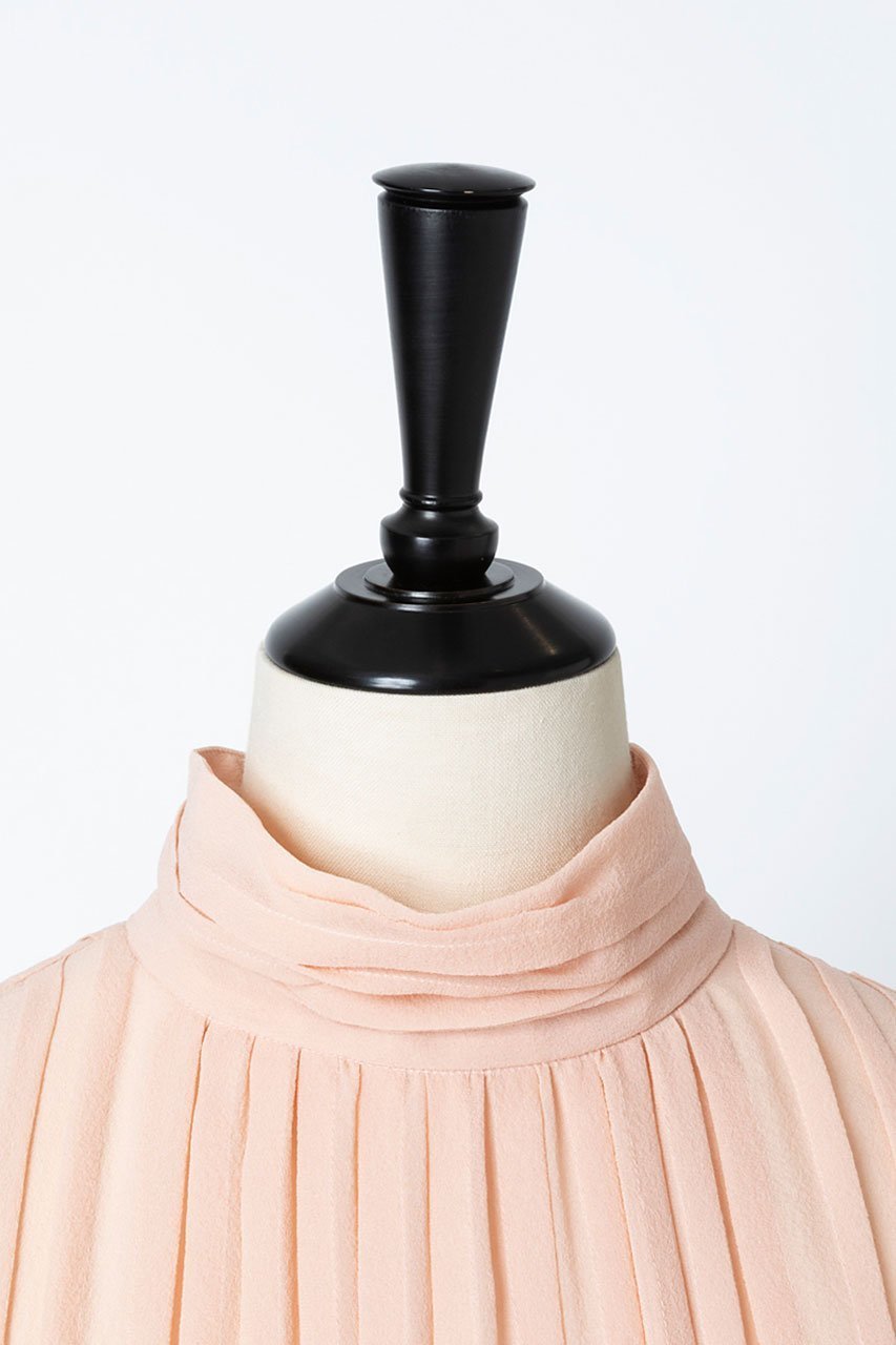 【オーヴィル/EAUVIRE】のランダムタックシルクブラウス 人気、トレンドファッション・服の通販 founy(ファニー) 　ファッション　Fashion　レディースファッション　WOMEN　トップス・カットソー　Tops/Tshirt　シャツ/ブラウス　Shirts/Blouses　なめらか　Smooth　クラシカル　Classical　シルク　Silk　ジョーゼット　Georgette　スリーブ　Sleeve　ハイネック　High Neck　フレア　Flare　ランダム　Random　ロング　Long　other-4|ID: prp329100004105740 ipo3291000000031412547
